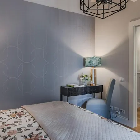 Angelica Luxurious Modern In The Heart Of Apartamento Lucca