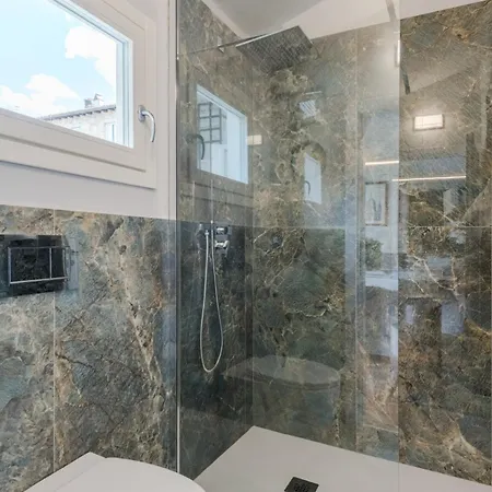 Angelica Luxurious Modern In The Heart Of *